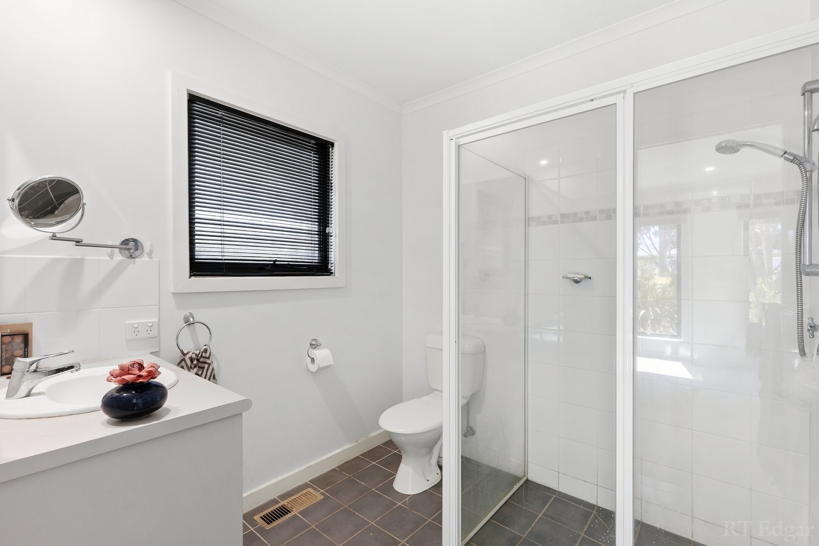 Real Estate and Property in 1/24 Newcombe Street, Drysdale, VIC