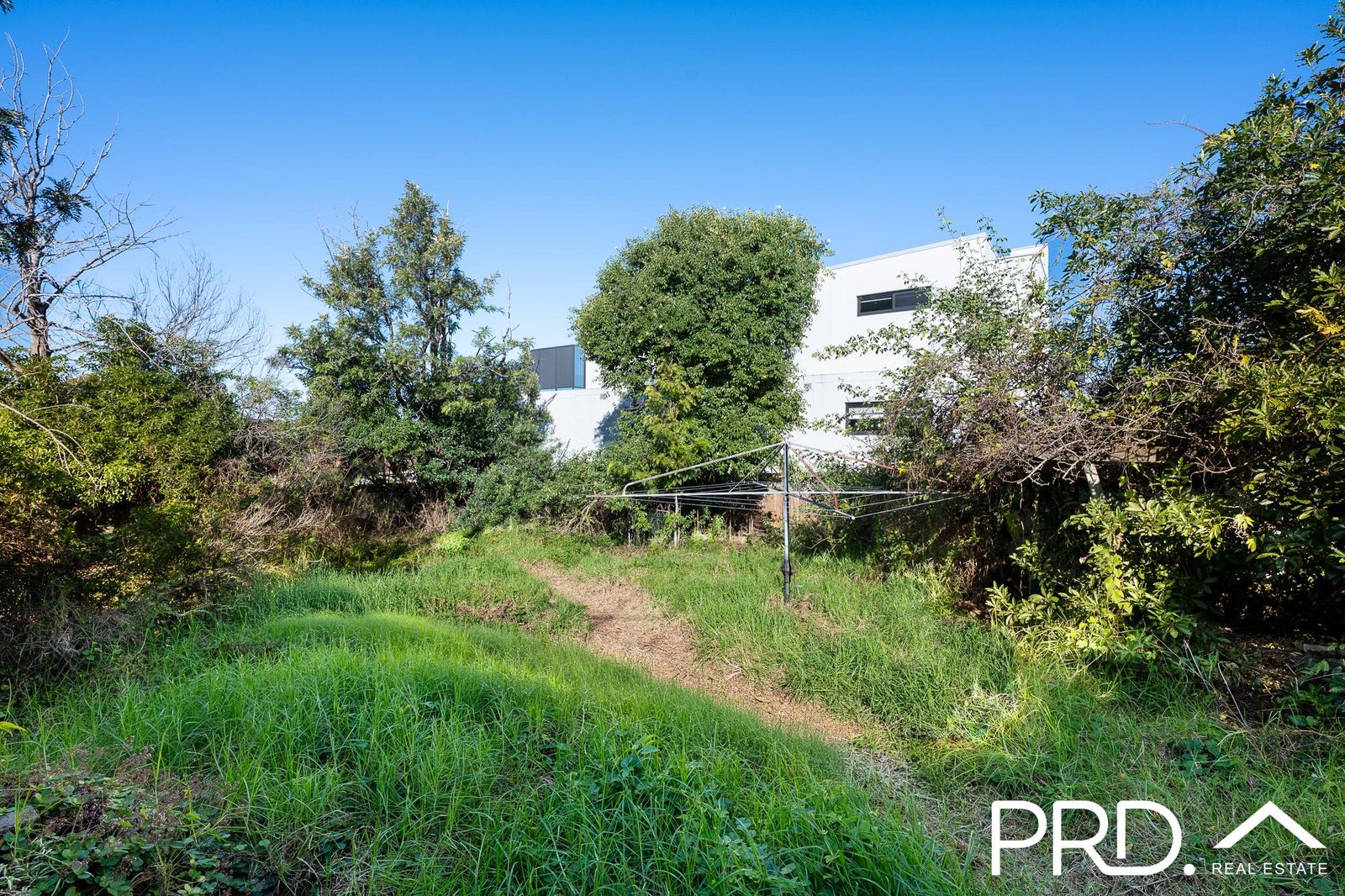 124 Old Kent Road MOUNT LEWIS 8