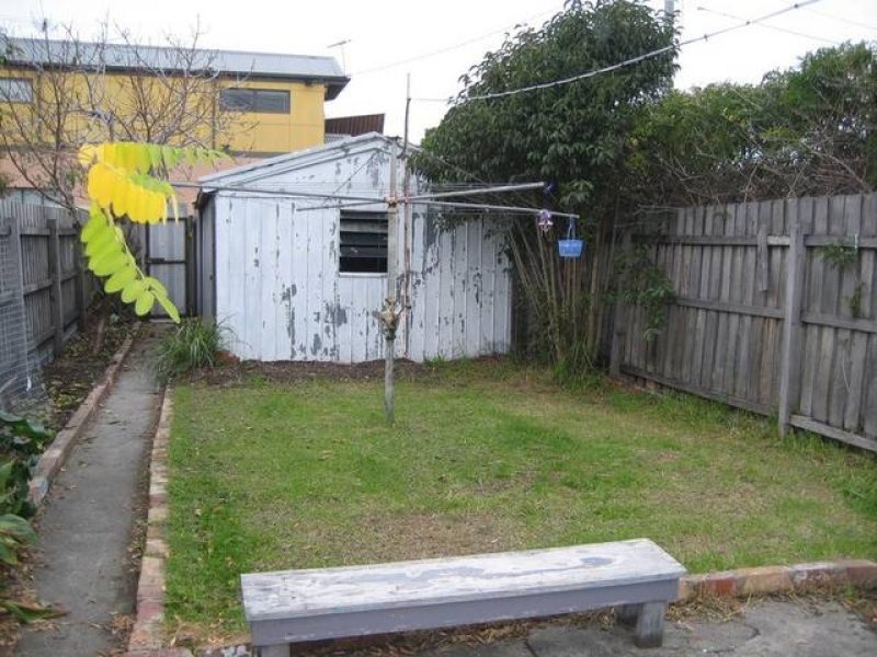 Gallery: 124 Pickles Street