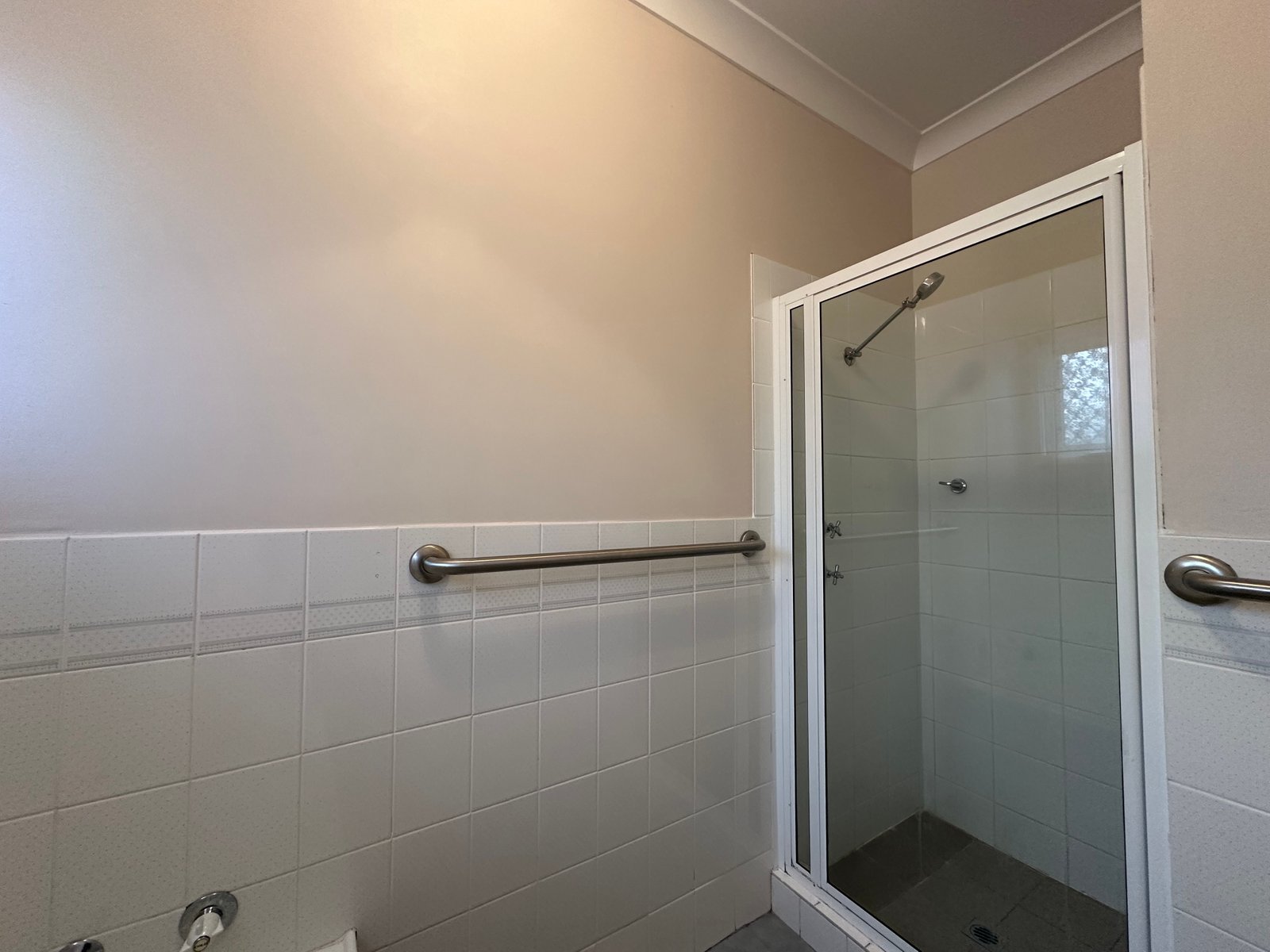1/24 Rawson Avenue TAMWORTH 8