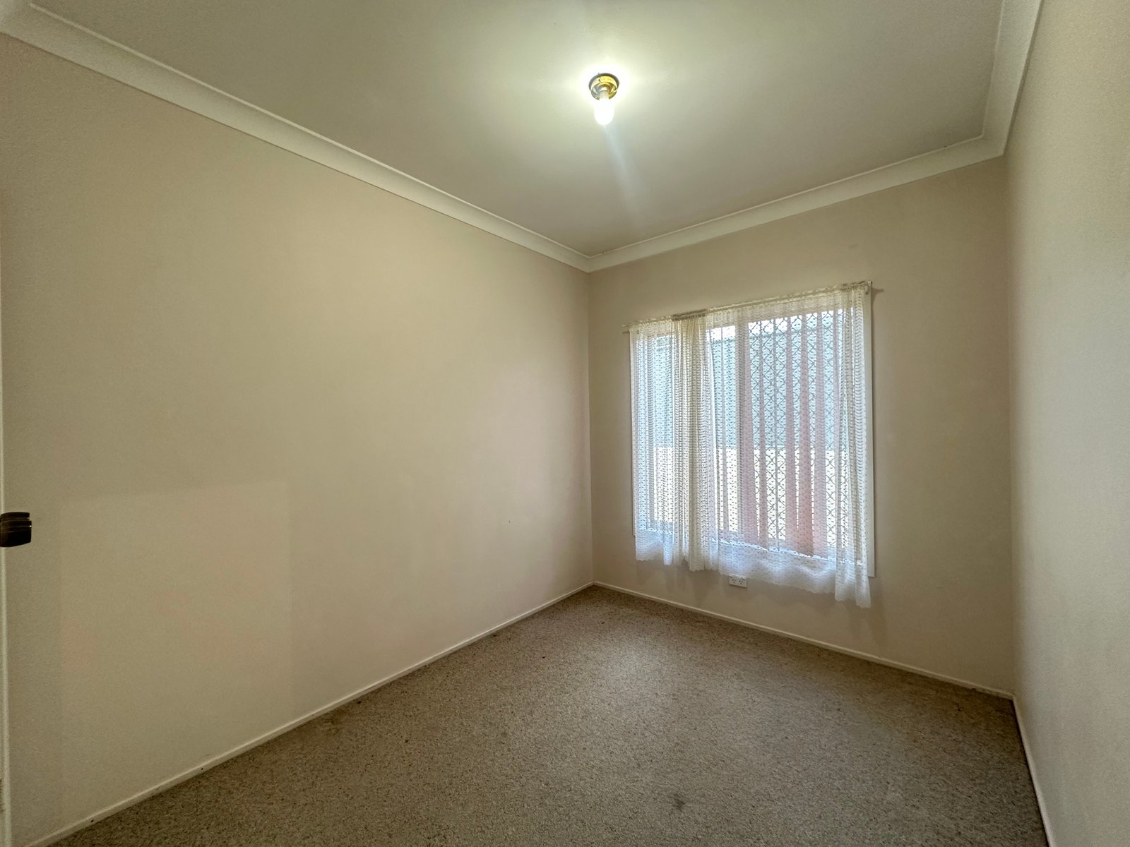 1/24 Rawson Avenue TAMWORTH 11