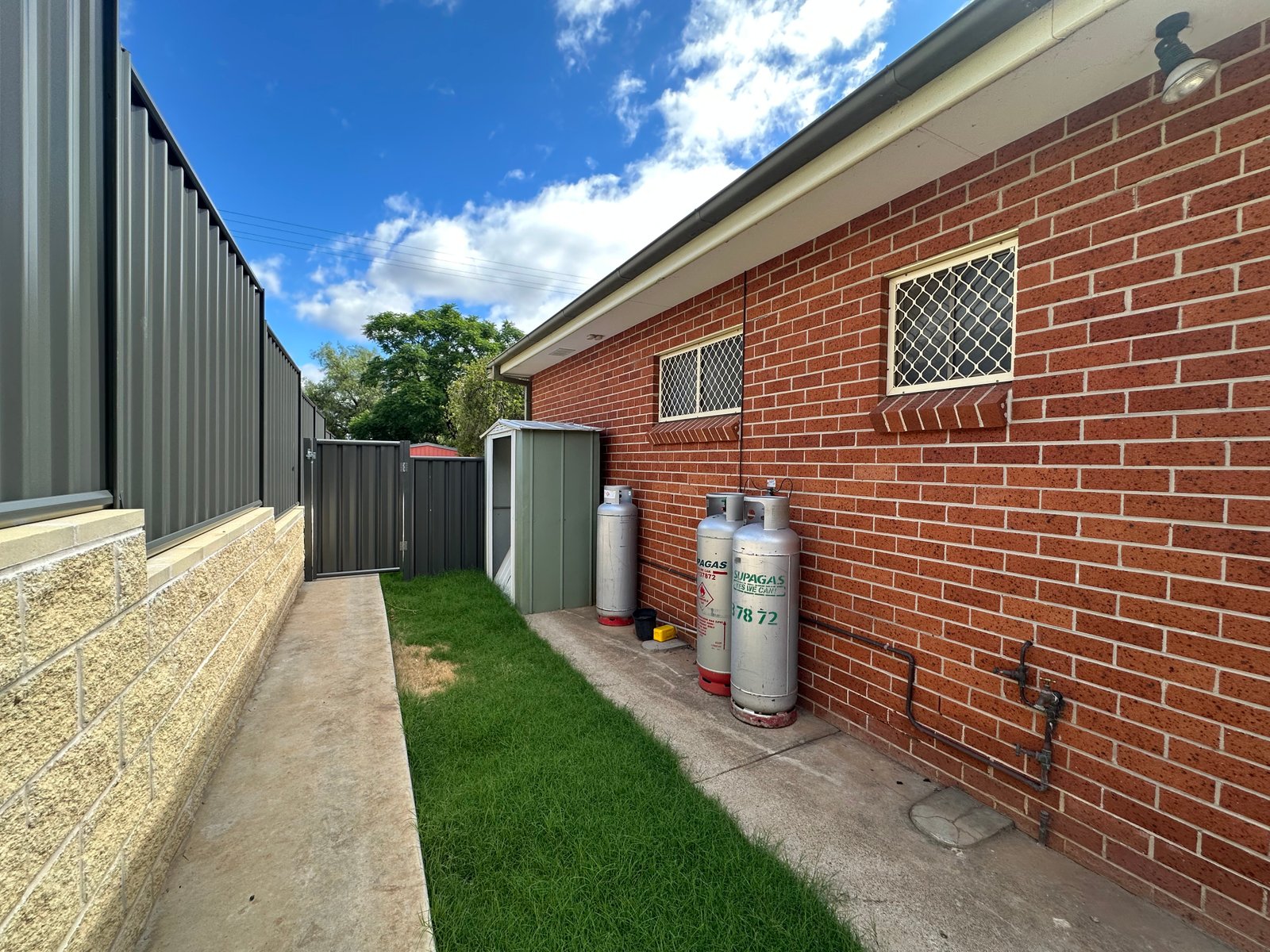 1/24 Rawson Avenue TAMWORTH 16