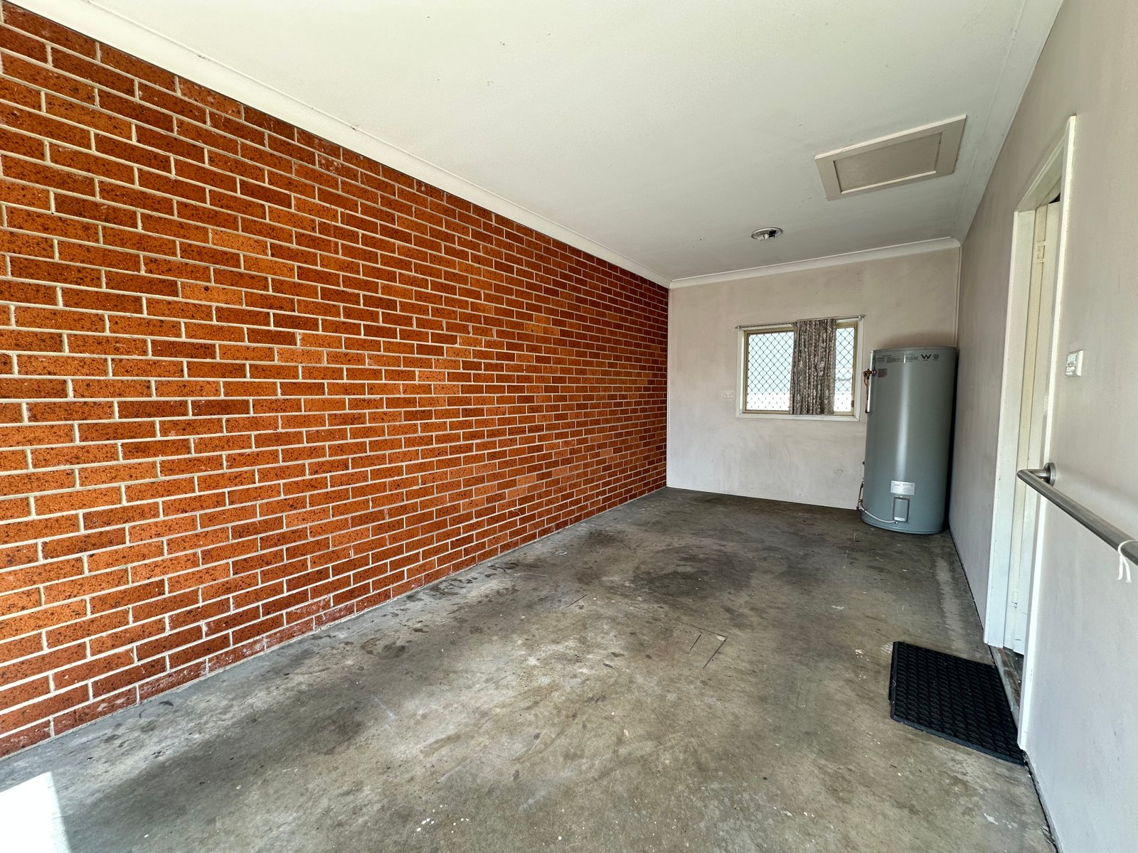 1/24 Rawson Avenue TAMWORTH 17