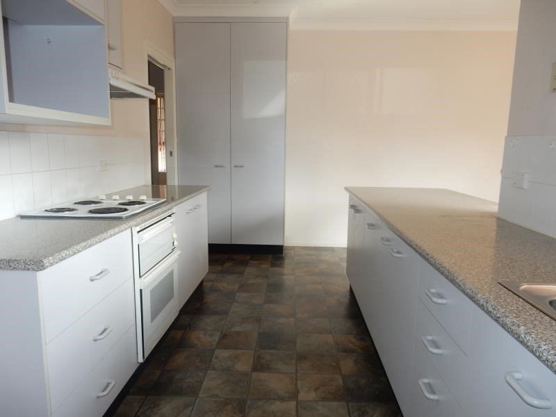 1/24 Rawson Avenue TAMWORTH 2