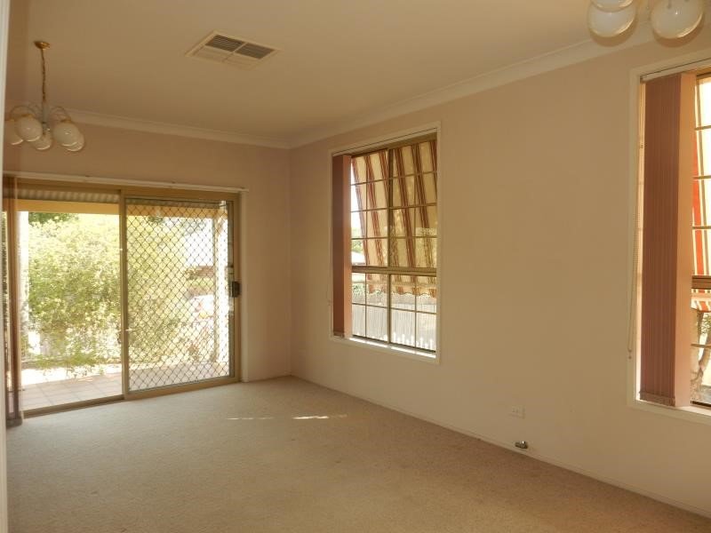1/24 Rawson Avenue TAMWORTH 6