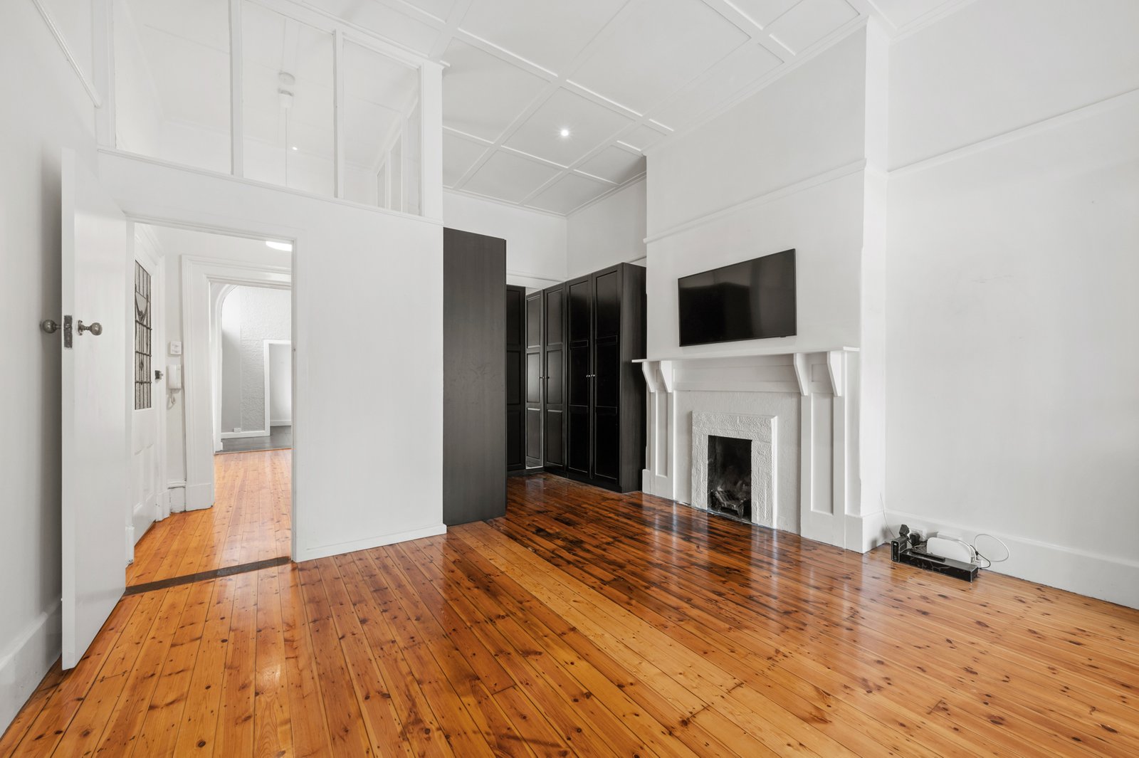 Gallery: 1/24 Robe Street