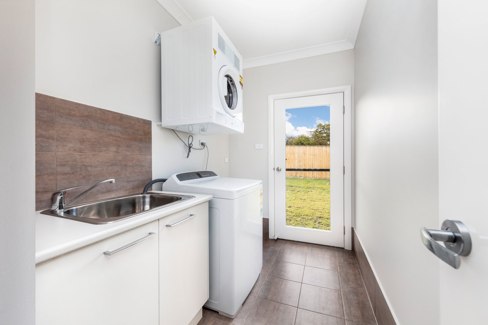 124 Talleyrand Circuit GRETA 11