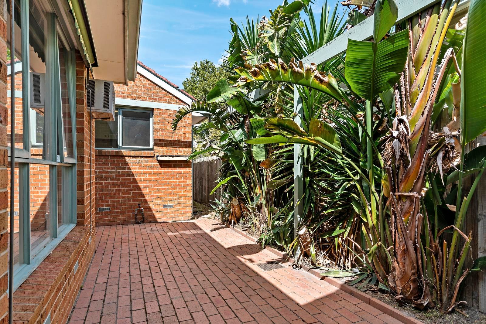 Real Estate and Property in 1/24 Teak Street, Caulfield South, VIC