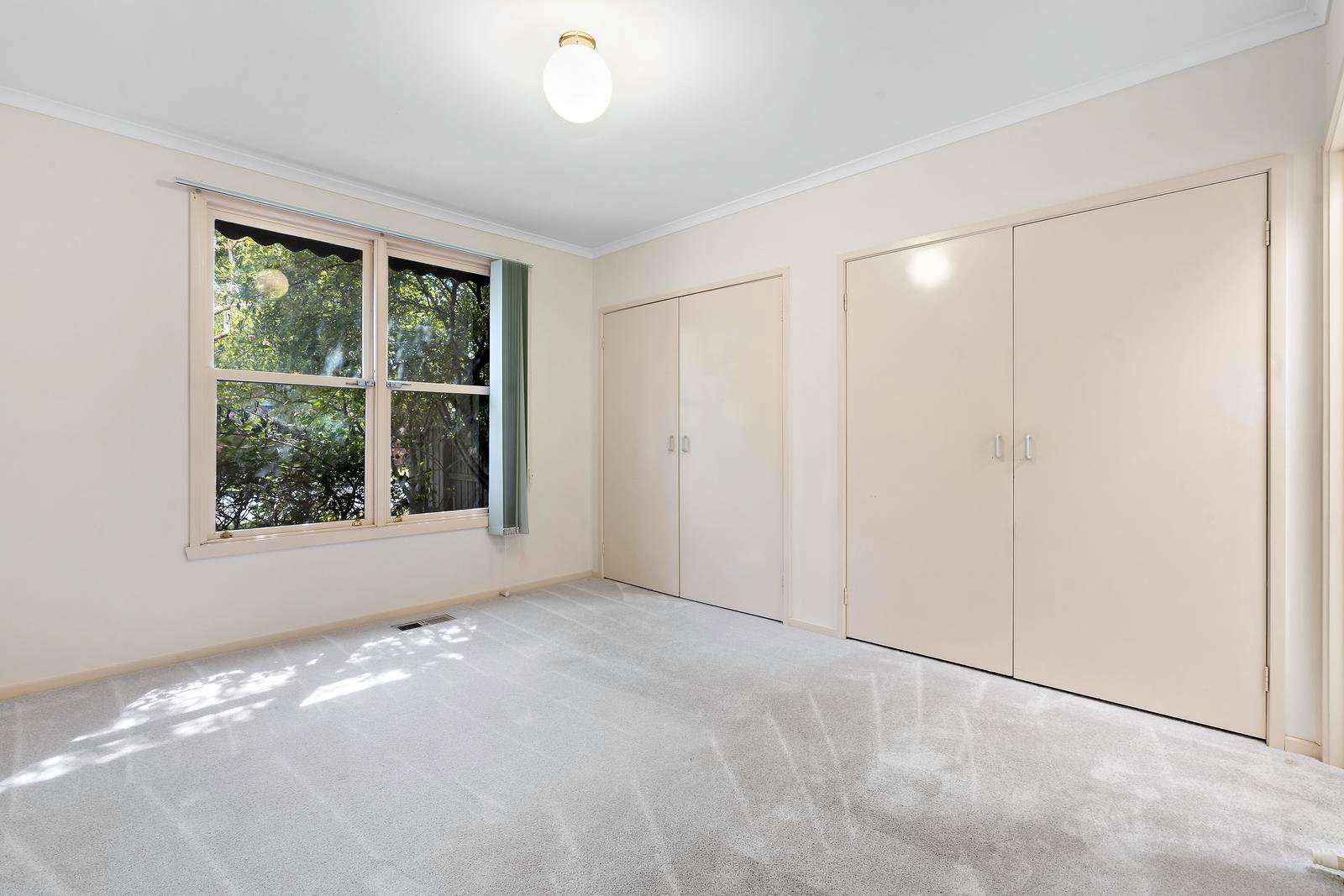 Real Estate and Property in 1/24 Teak Street, Caulfield South, VIC