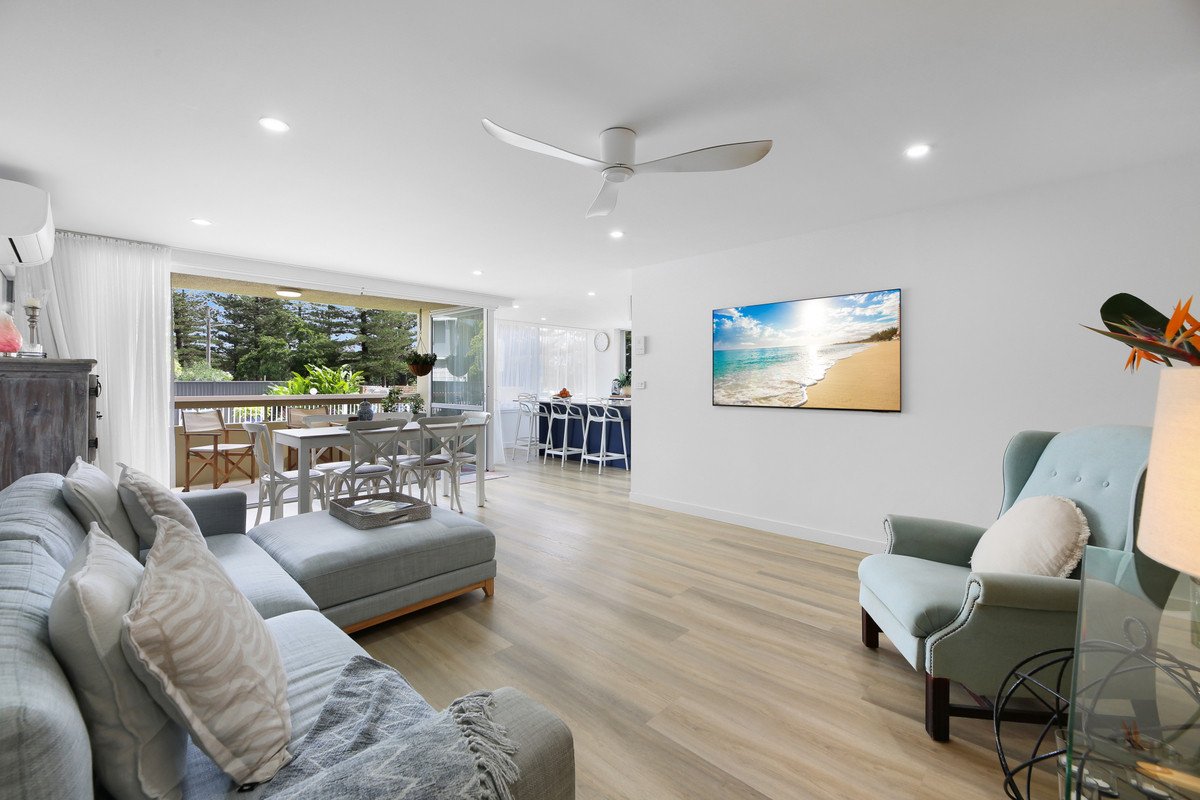 1/24 The Esplanade Burleigh Heads 4