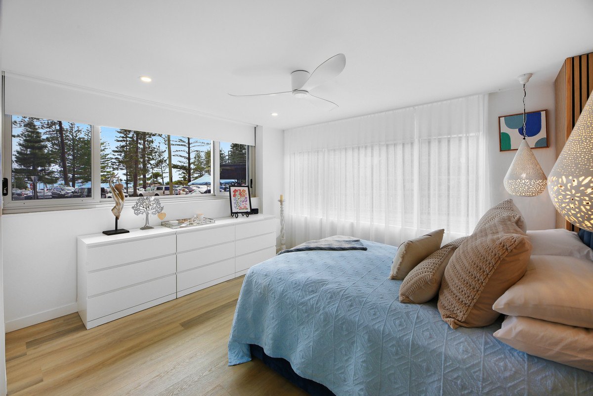 1/24 The Esplanade Burleigh Heads 16