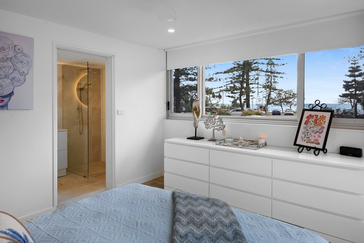 1/24 The Esplanade Burleigh Heads 15