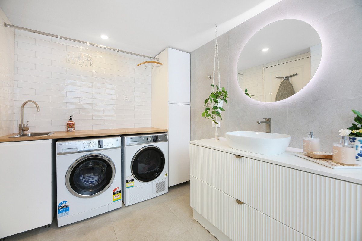 1/24 The Esplanade Burleigh Heads 22