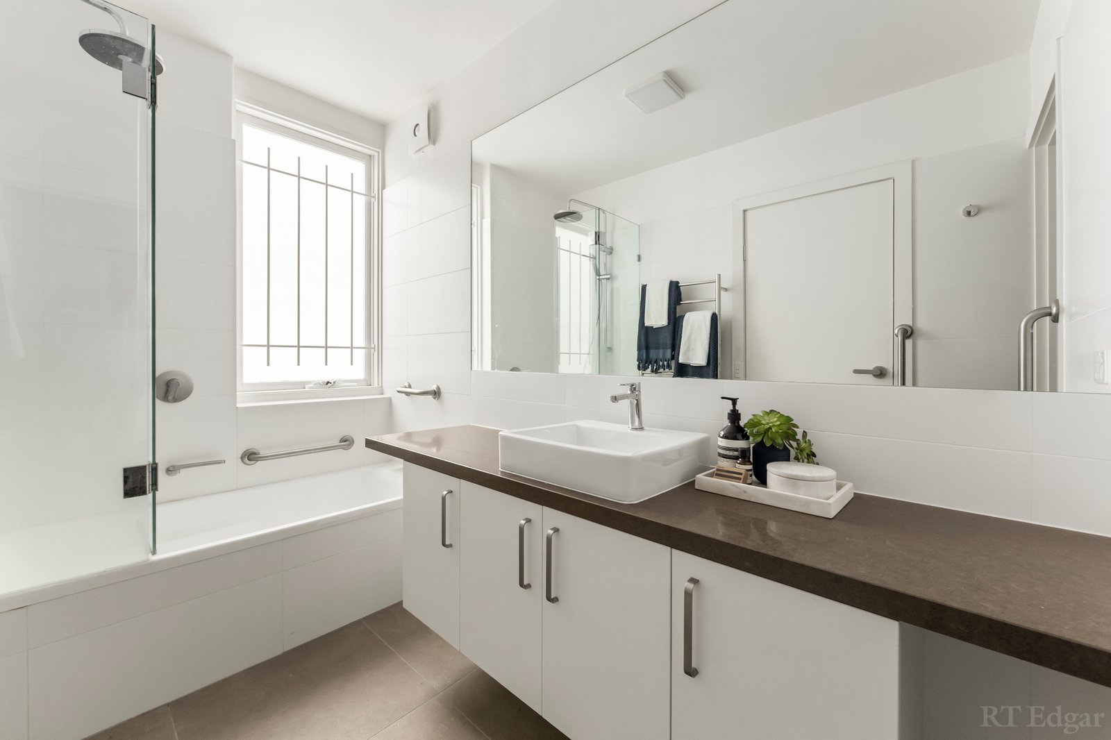 Real Estate and Property in 1/24 Tintern Avenue, Toorak, VIC