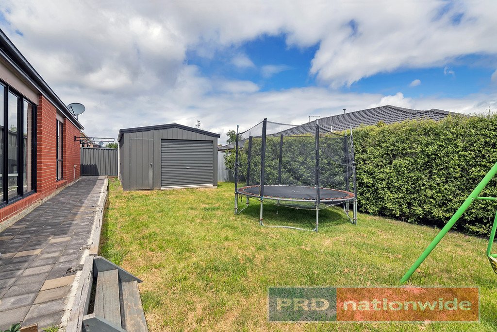 124 Wiltshire Lane DELACOMBE 8