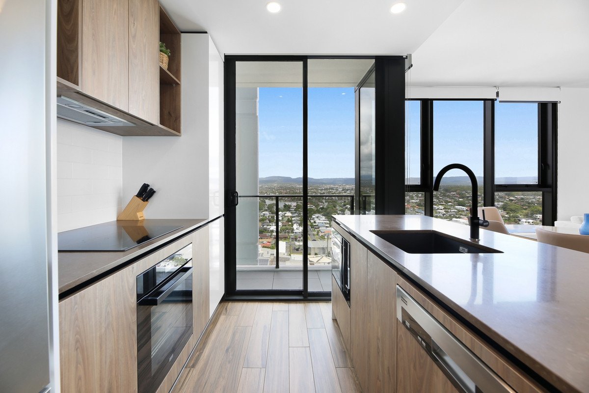 124/1969 Gold Coast Highway Burleigh Heads 5