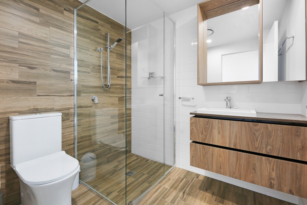 124/1969 Gold Coast Highway Burleigh Heads 9