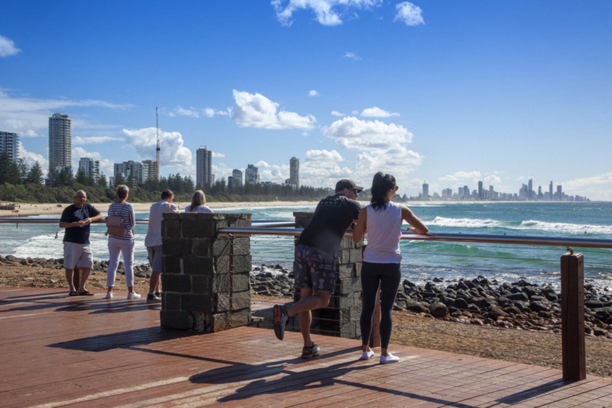 124/1969 Gold Coast Highway Burleigh Heads 14