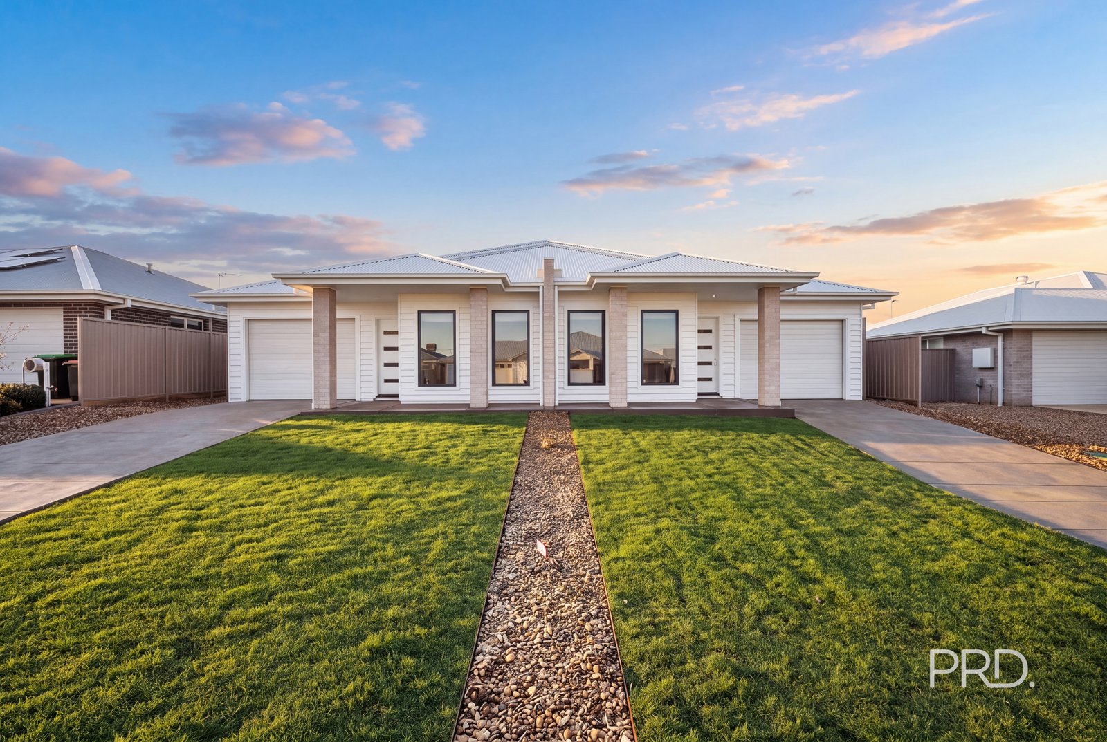 1&2/42 Valencia Drive GOBBAGOMBALIN 1