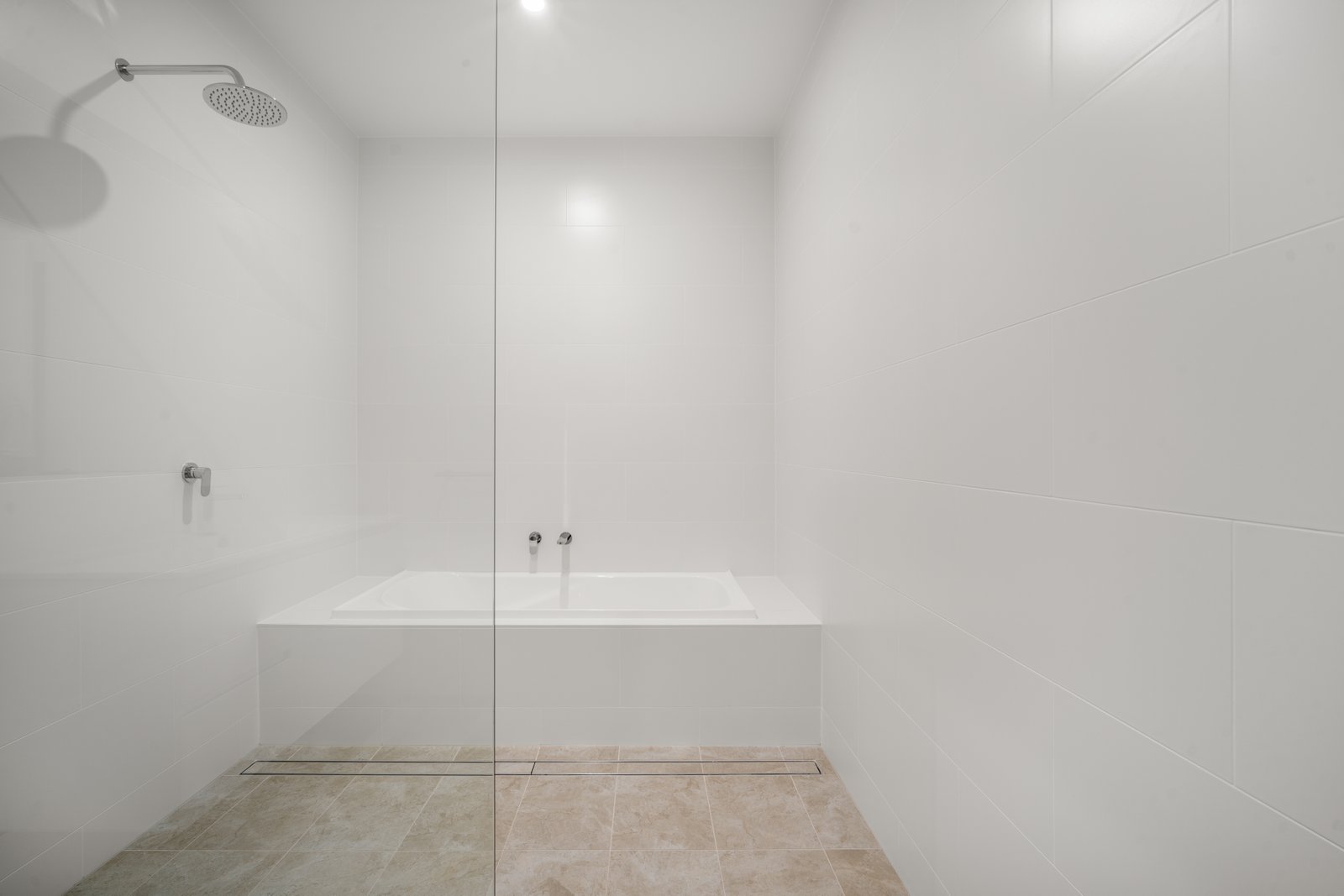1&2/42 Valencia Drive GOBBAGOMBALIN 11