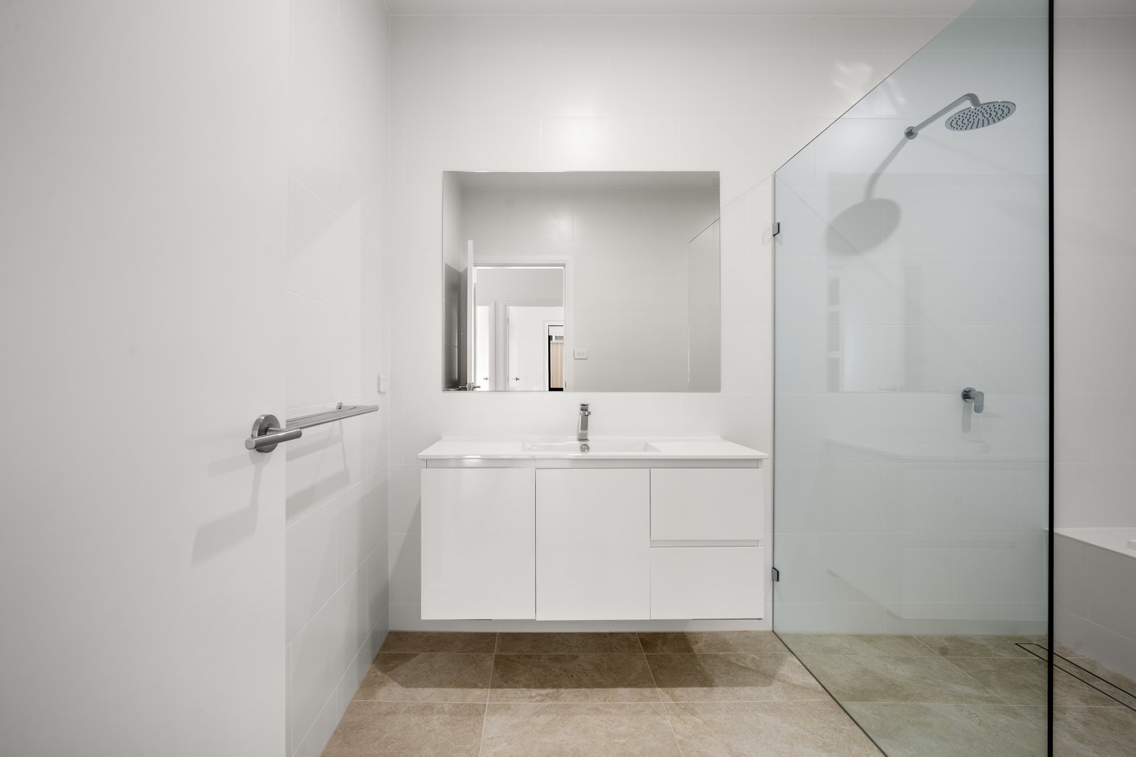 1&2/42 Valencia Drive GOBBAGOMBALIN 12