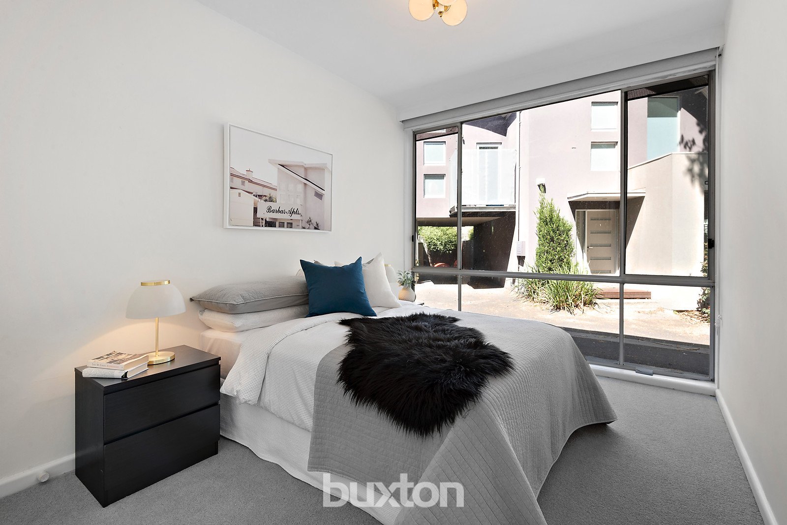 Gallery: 1/244 Barkly Street