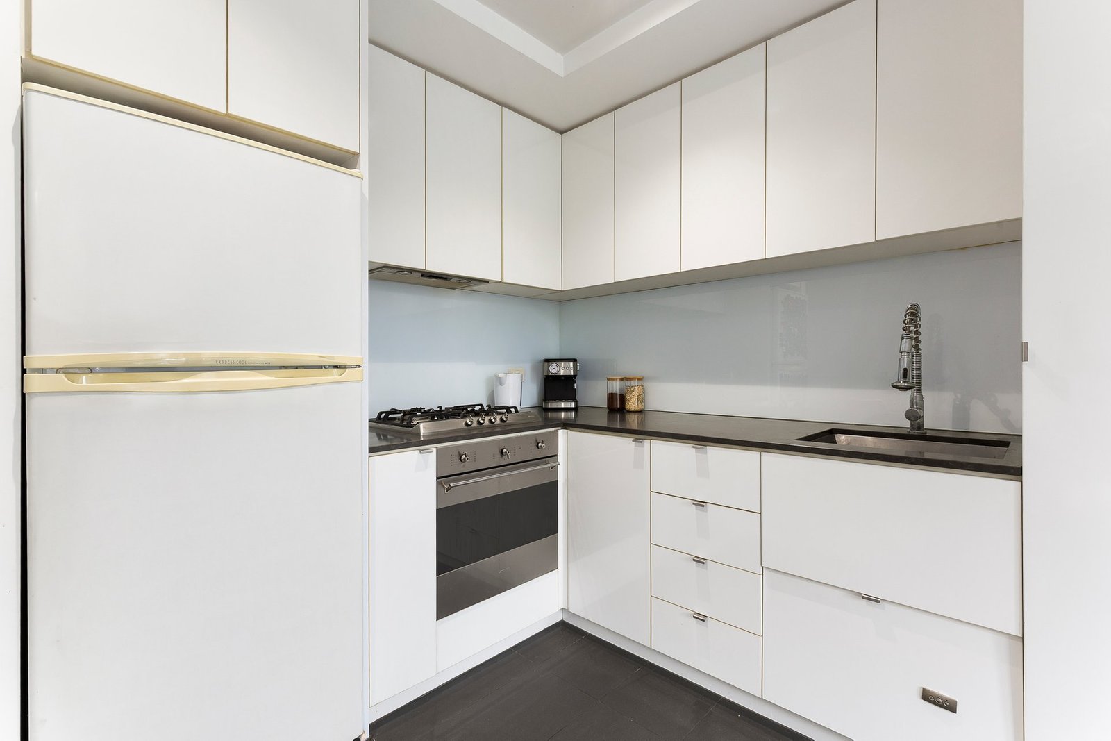 Gallery: 12/45-47 Hotham Street