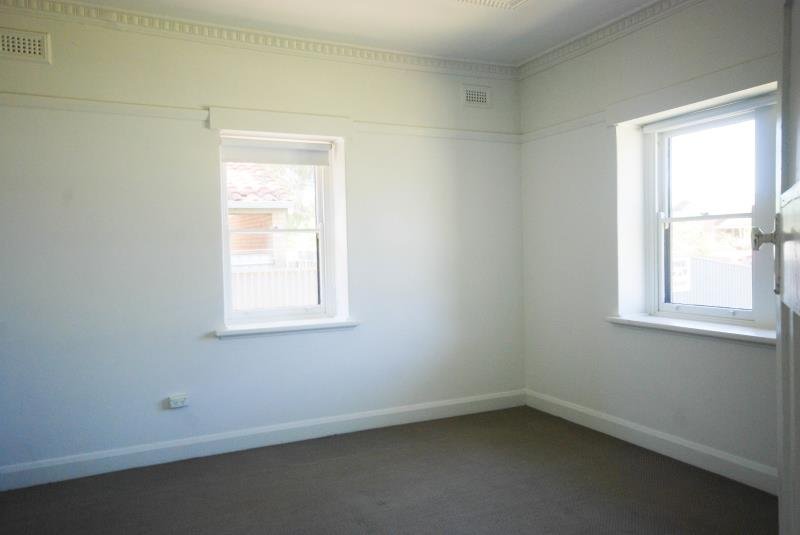 1/245 Edward Street WAGGA WAGGA 4