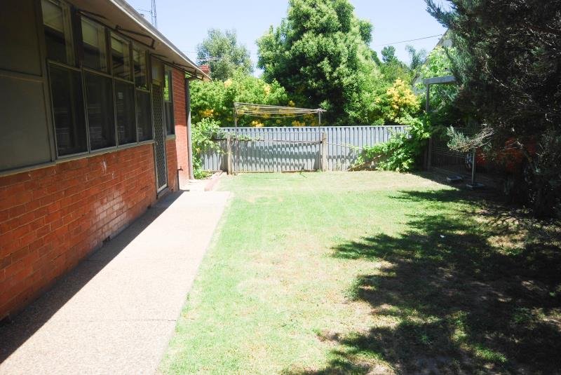 1/245 Edward Street WAGGA WAGGA 8