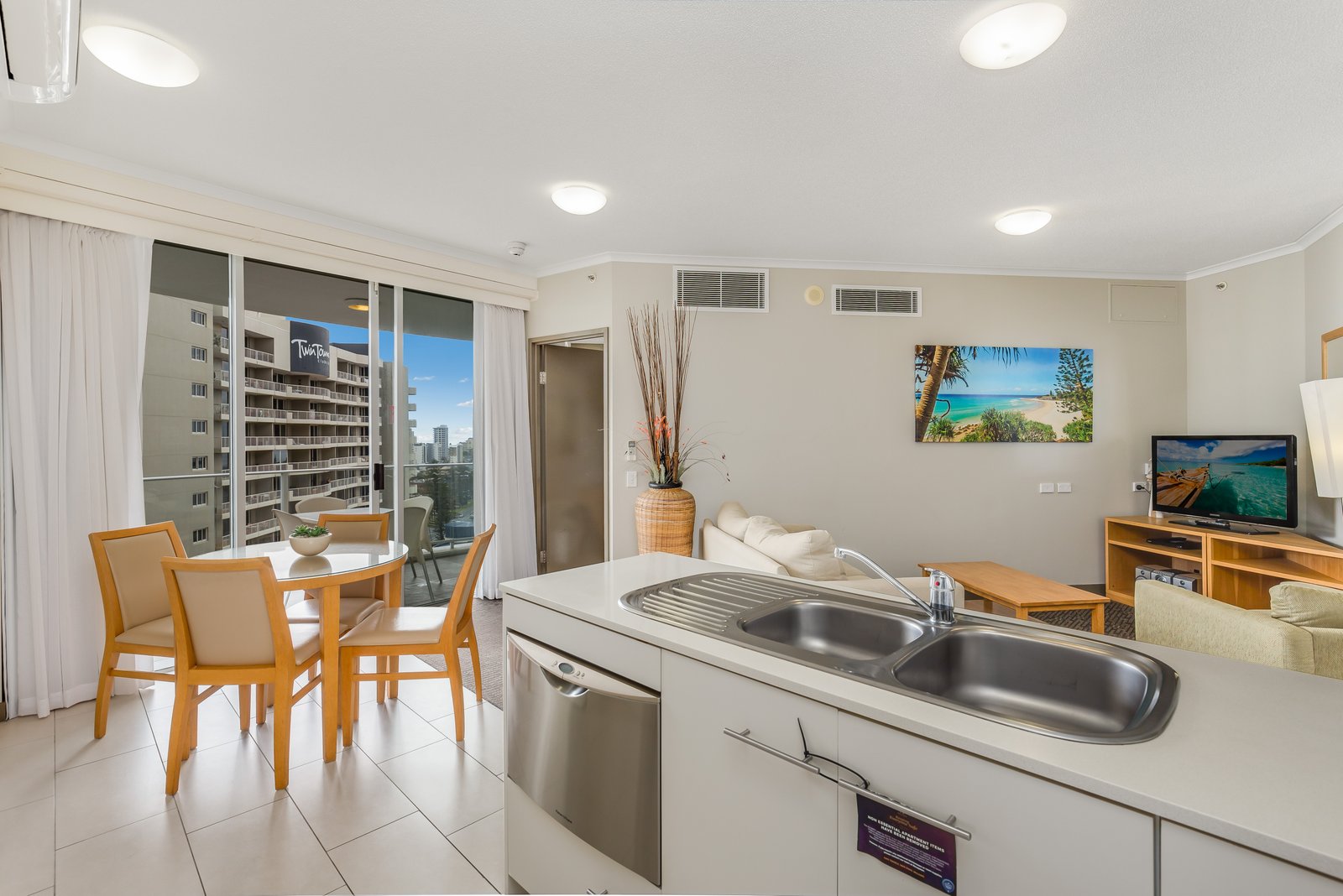 1246/6-8 Stuart Street TWEED HEADS 4