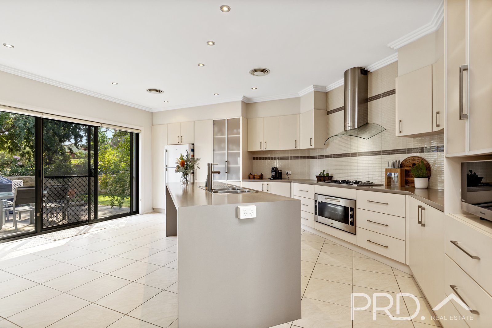 12/477 Wee Jasper Road TUMUT 4