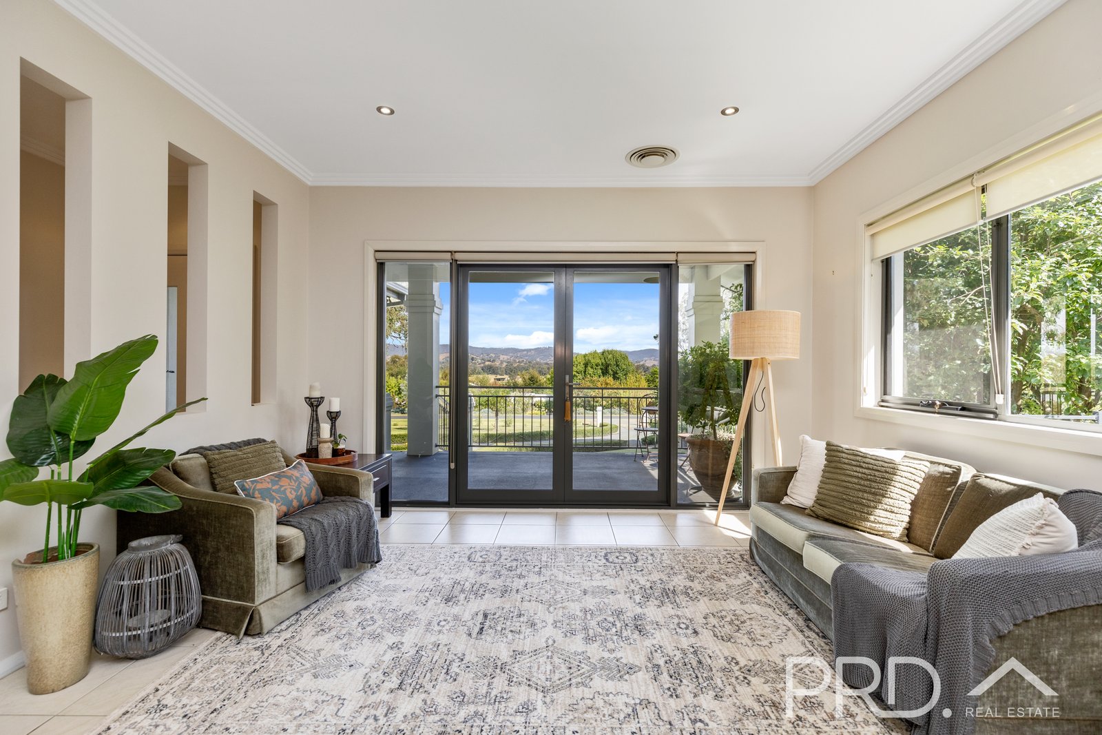 12/477 Wee Jasper Road TUMUT 7