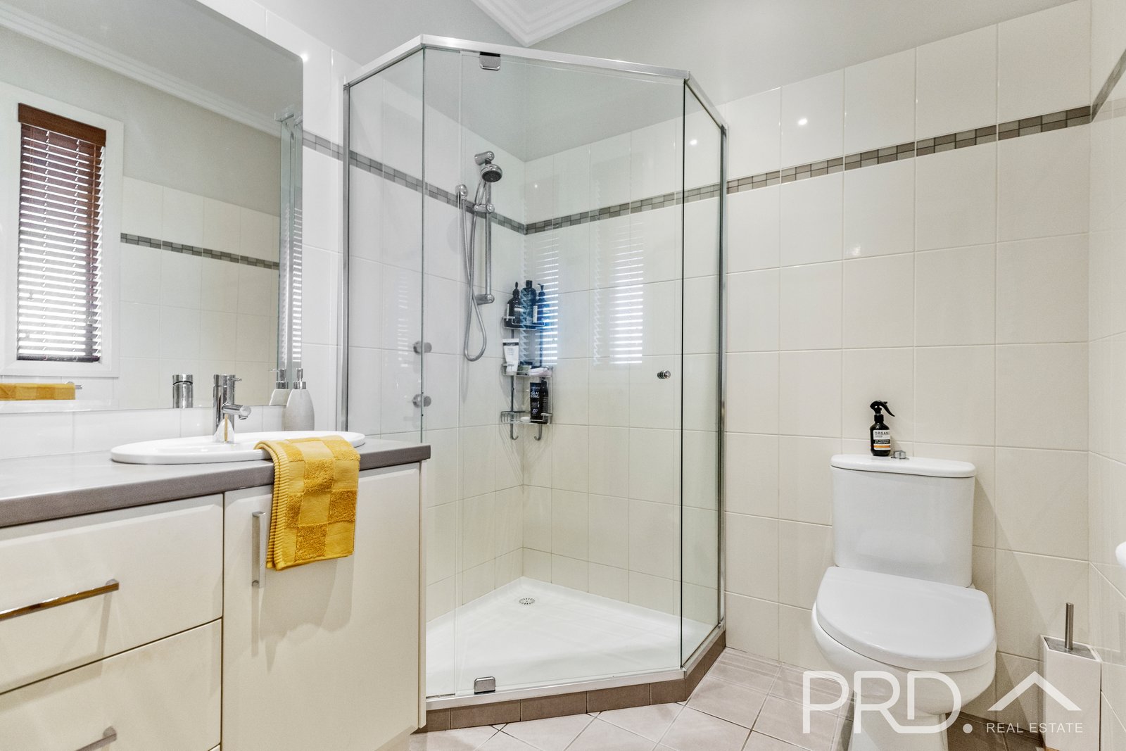 12/477 Wee Jasper Road TUMUT 10