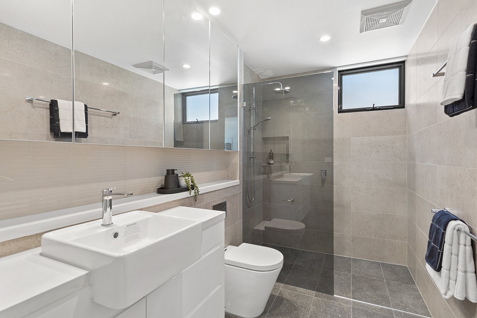 12/49-51 Stockton Street (access off Tallean Road)  NELSON BAY 24