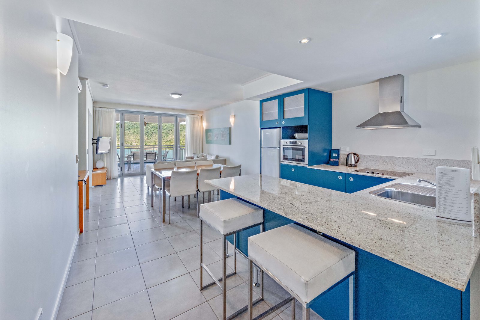 124/9A Hermitage Drive AIRLIE BEACH 7