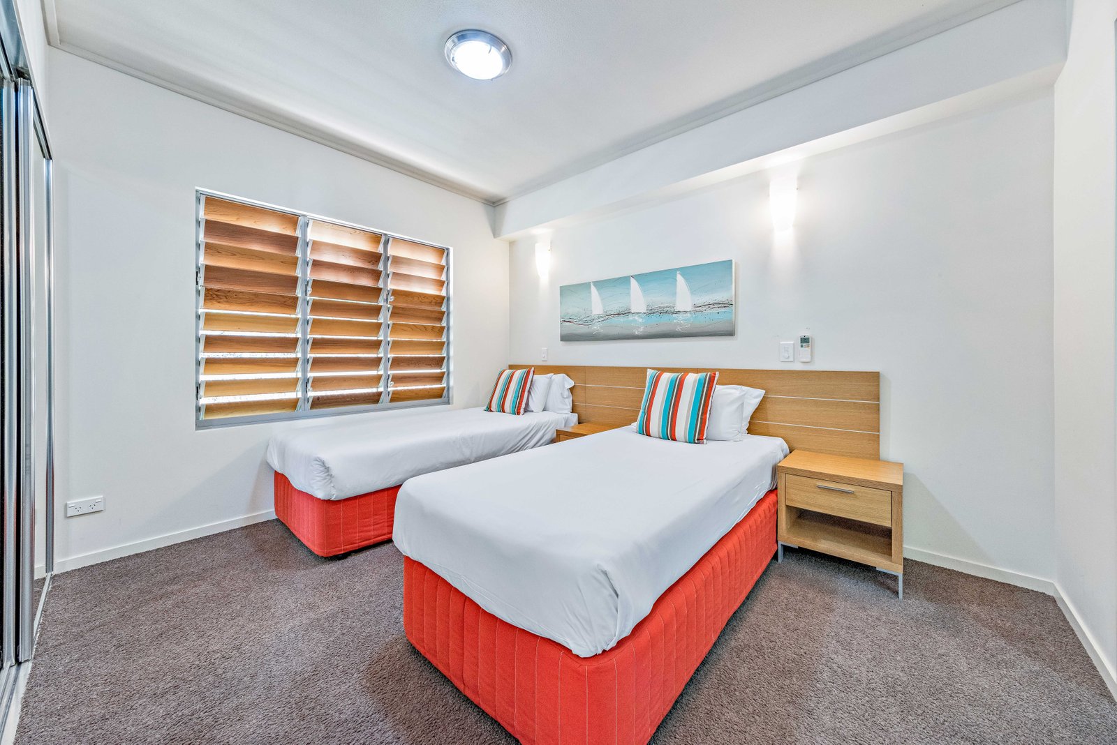 124/9A Hermitage Drive AIRLIE BEACH 11