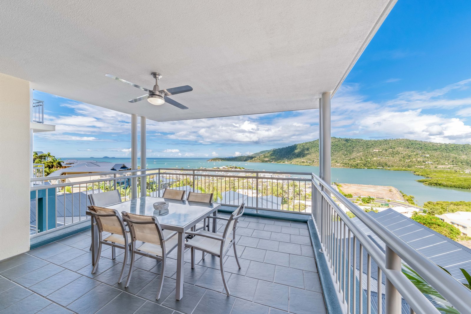 124/9A Hermitage Drive AIRLIE BEACH 16