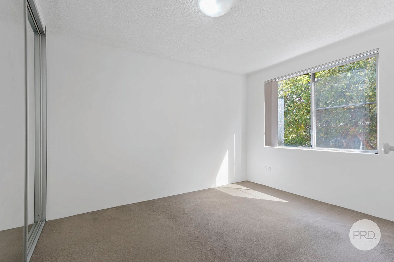 1/24a Macquarie Place MORTDALE 4