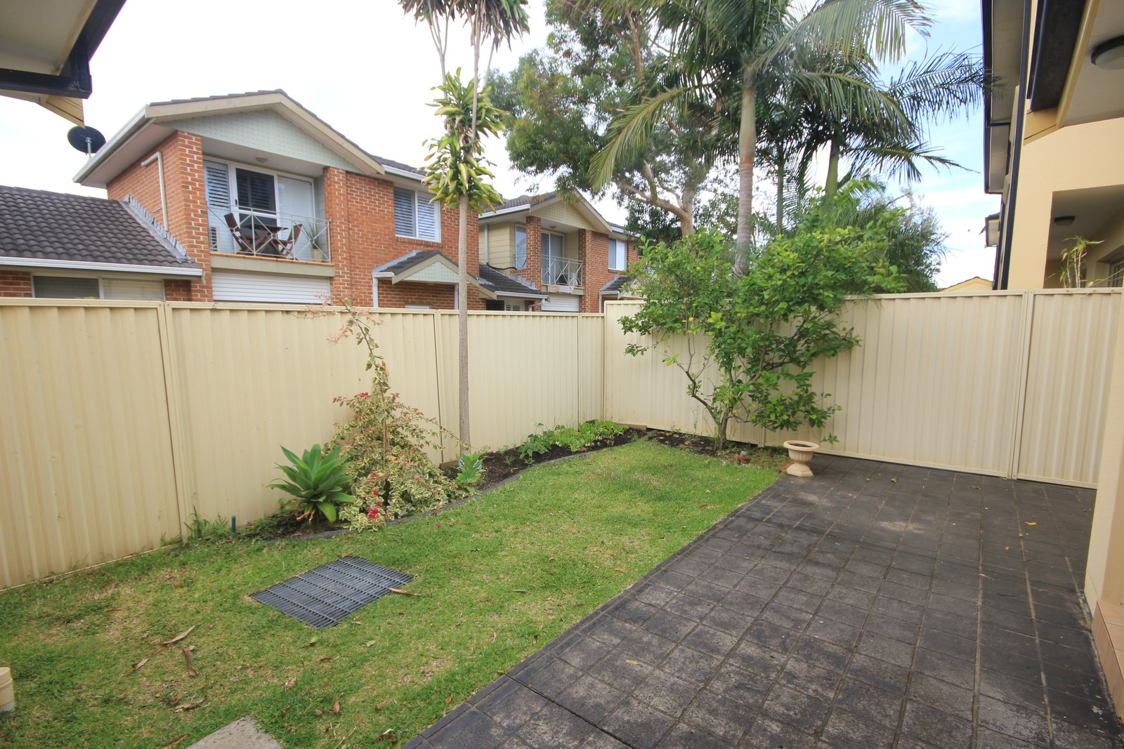 1/25-27 Horbury Street SANS SOUCI 9