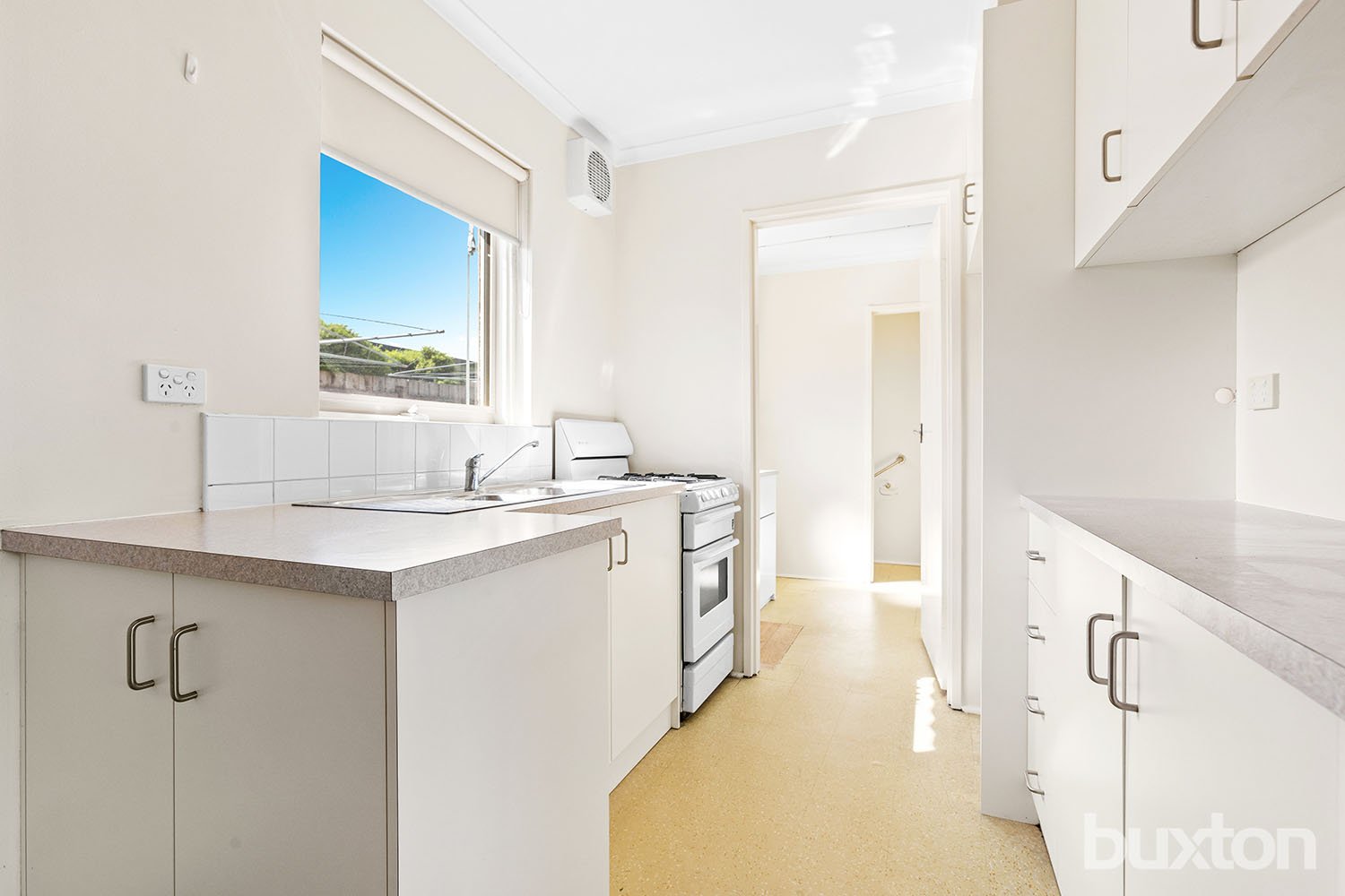 Gallery: 12/5-7 Brindisi Street