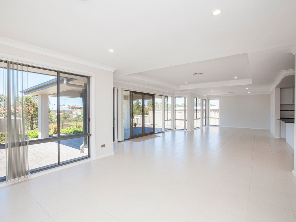 125 Avery Street RUTHERFORD 3