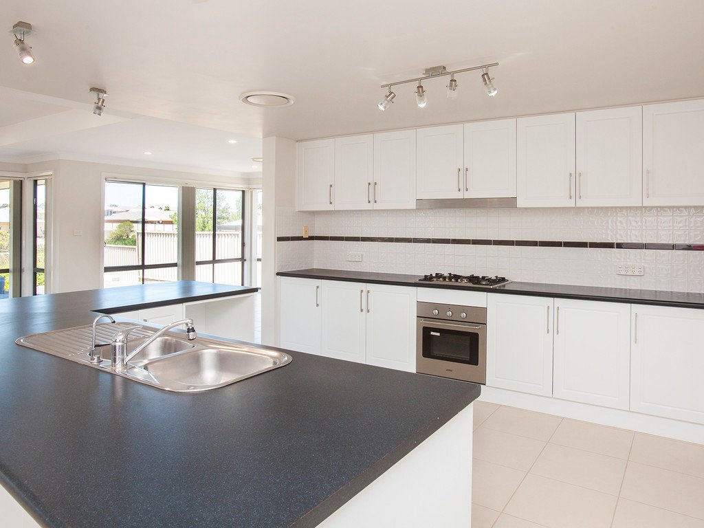 125 Avery Street RUTHERFORD 7
