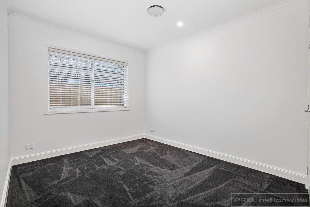 125 Billabong Parade CHISHOLM 23