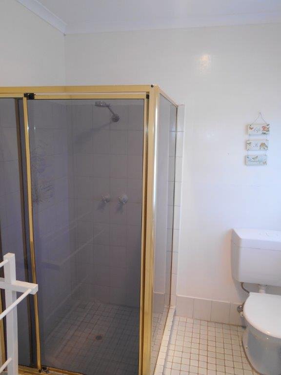 125 Bombowlee Avenue TUMUT 18