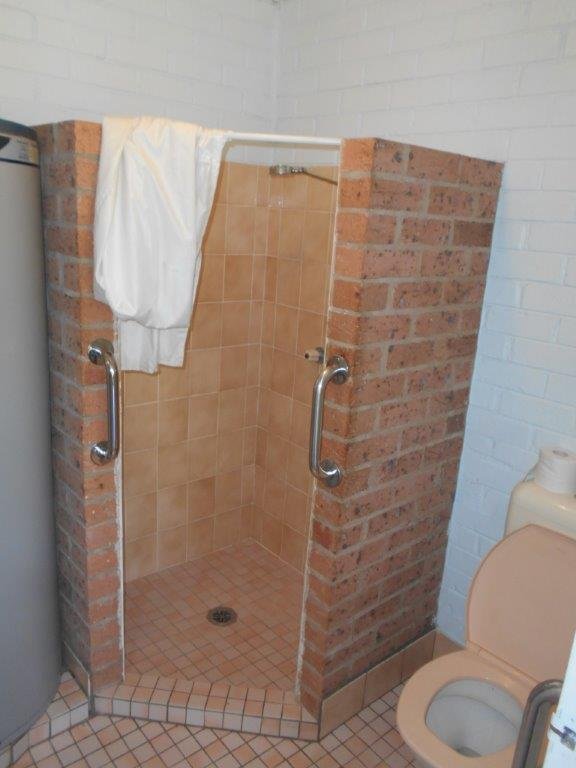 125 Bombowlee Avenue TUMUT 10