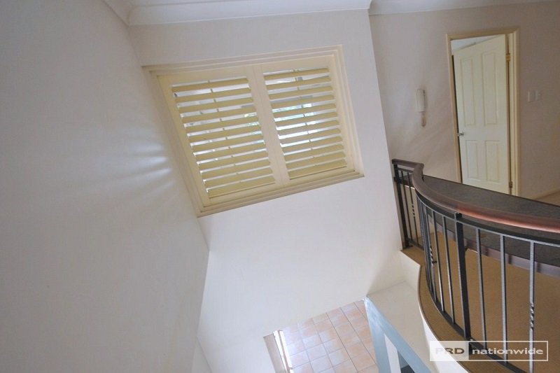 1/25 Charlton Street SOUTHPORT 11
