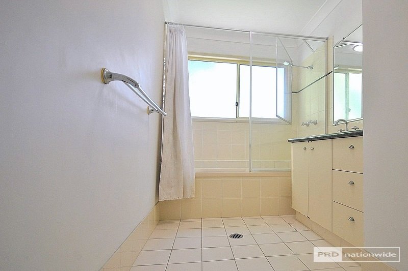 1/25 Charlton Street SOUTHPORT 16