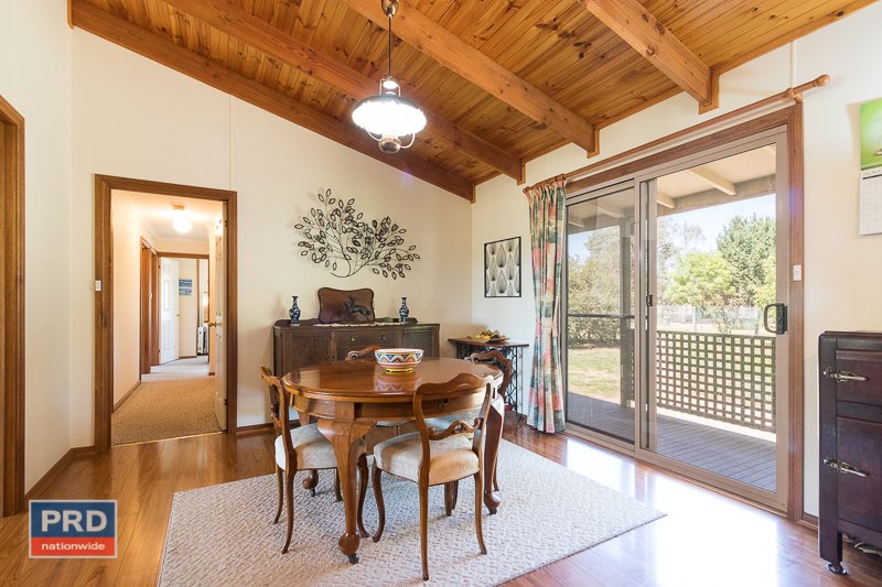 125 Clare Lane BUNGENDORE 8