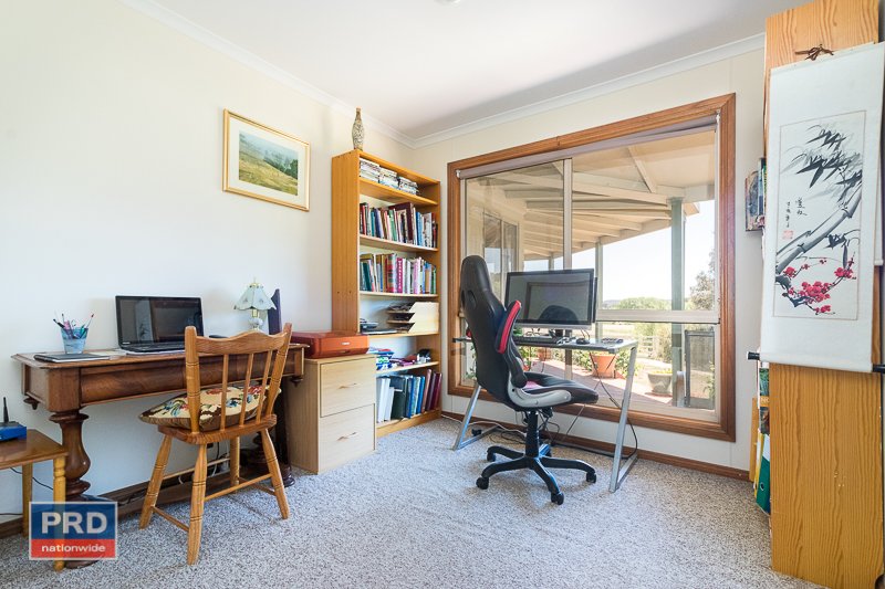 125 Clare Lane BUNGENDORE 13