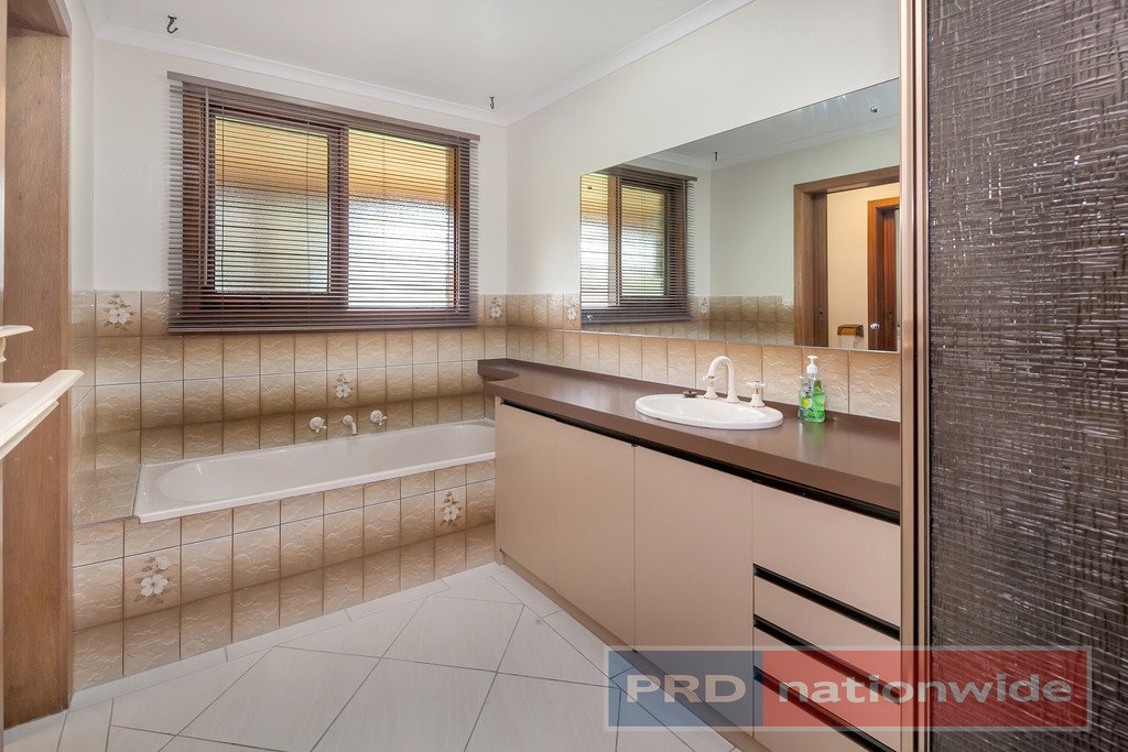 125 Clunes Road CRESWICK 9